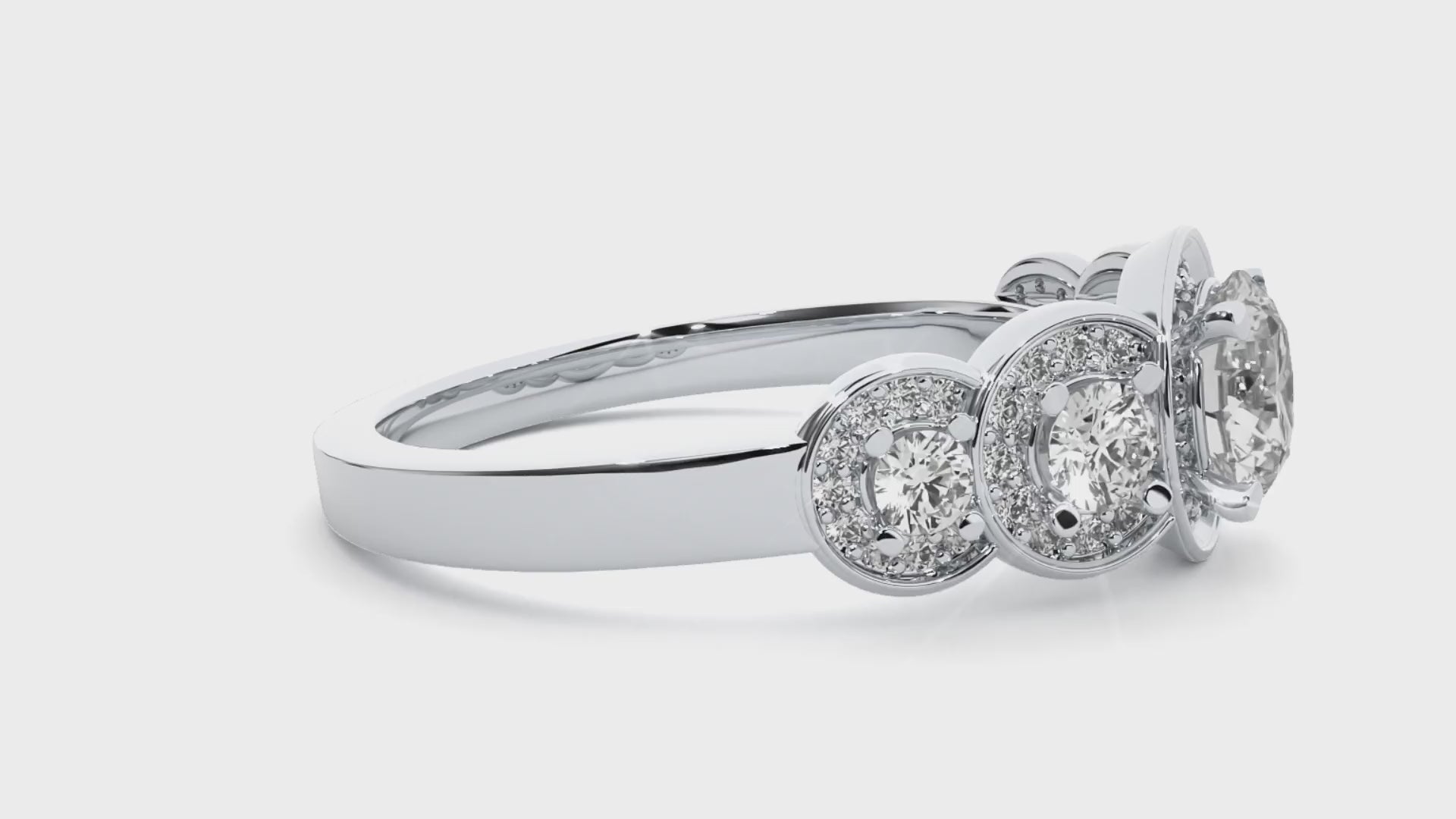 Lailah Diamond Halo Ring